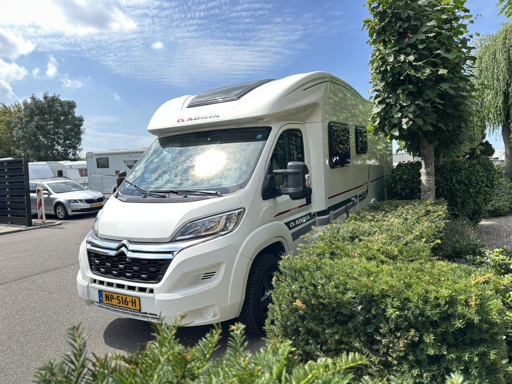 Adria Matrix Axess 670 SP, Caravans en Kamperen, Campers, Ringverwarming, Luifel, 7 tot 8 meter, Bedrijf
