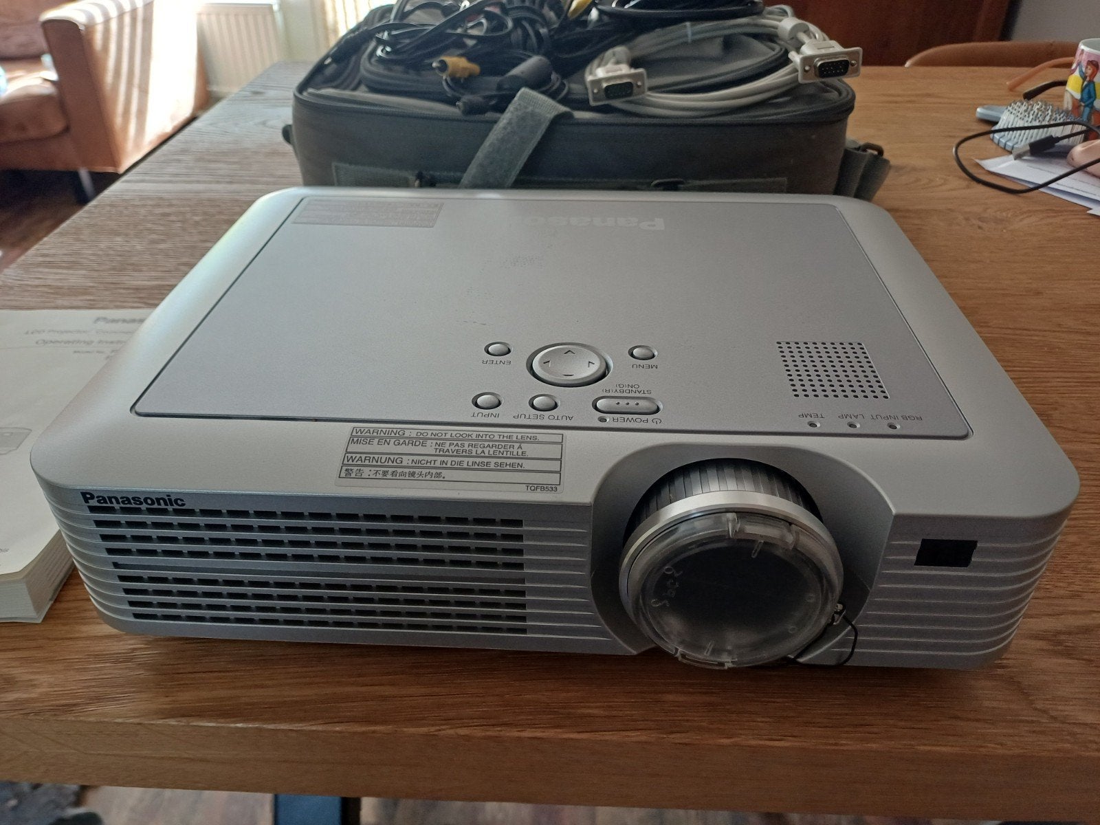 Panasonic PT-LC75E LCD Projector met accessoires, Gebruikt, Panasonic, Ophalen of Verzenden, LCD