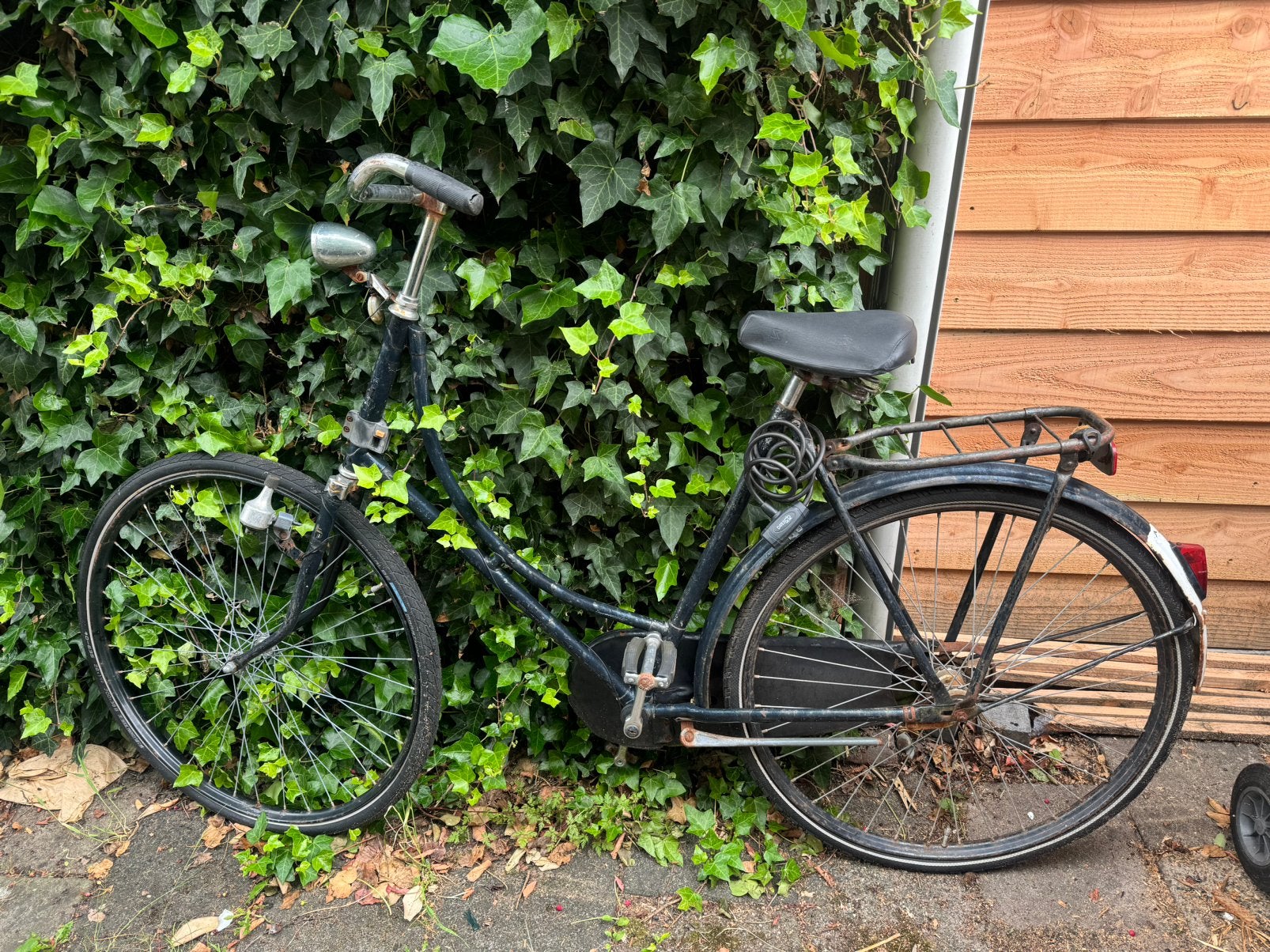 Oude fiets voor opknapbeurt, Fietsen en Brommers, Fietsen | Dames | Damesfietsen, Terugtraprem, Ophalen, Overige merken, 53 tot 56 cm