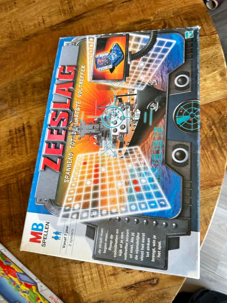 Zeeslag Spel - MB Spellen Klassieker, Hobby en Vrije tijd, Gezelschapsspellen | Bordspellen, Een of twee spelers, Ophalen of Verzenden