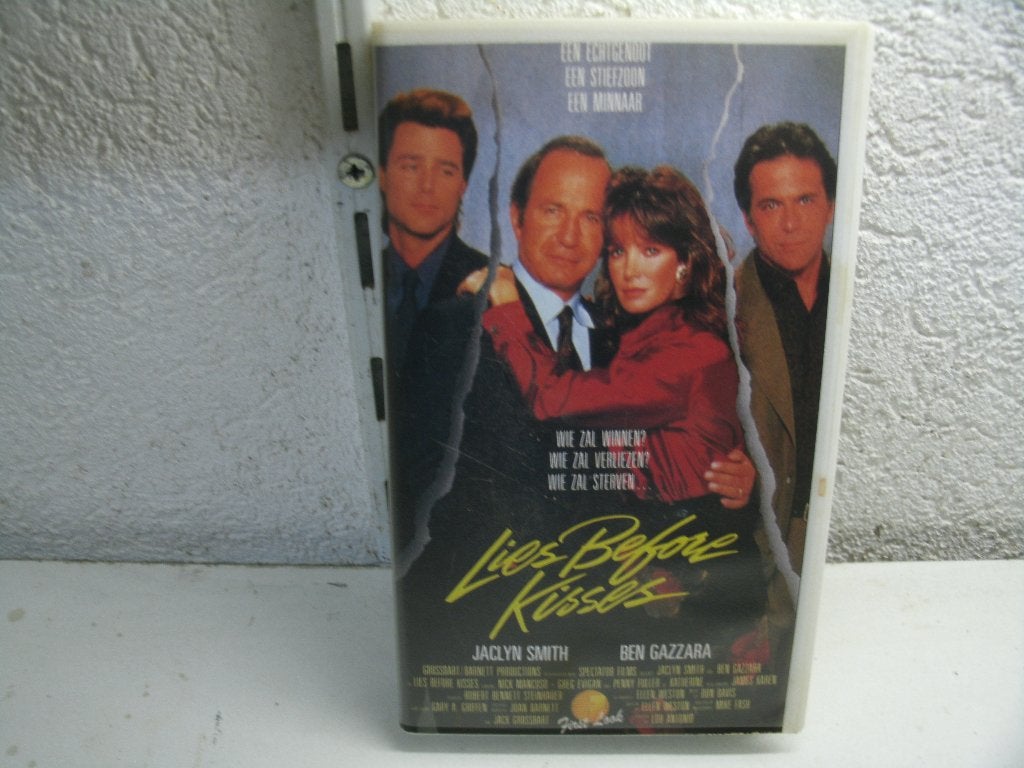 vhs 29b lies before kisses, Cd's en Dvd's, VHS | Film, Vanaf 16 jaar, Ophalen of Verzenden, Zo goed als nieuw, Horror