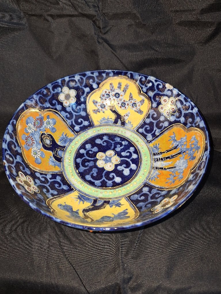 Prachtige Japanse Imari kom met gedetailleerde decoratie, Ophalen