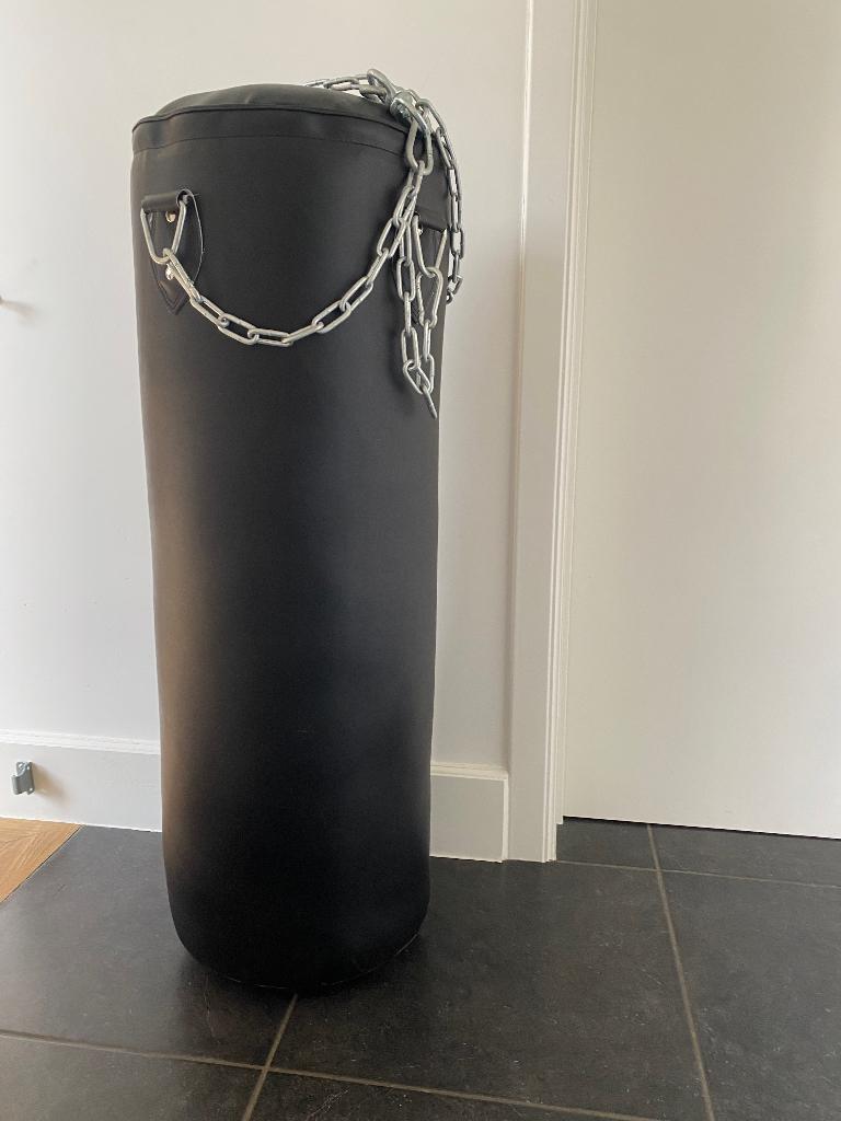 Splinternieuwe bokszak 30kg met ketting, Ophalen, Nieuw, Bokszak
