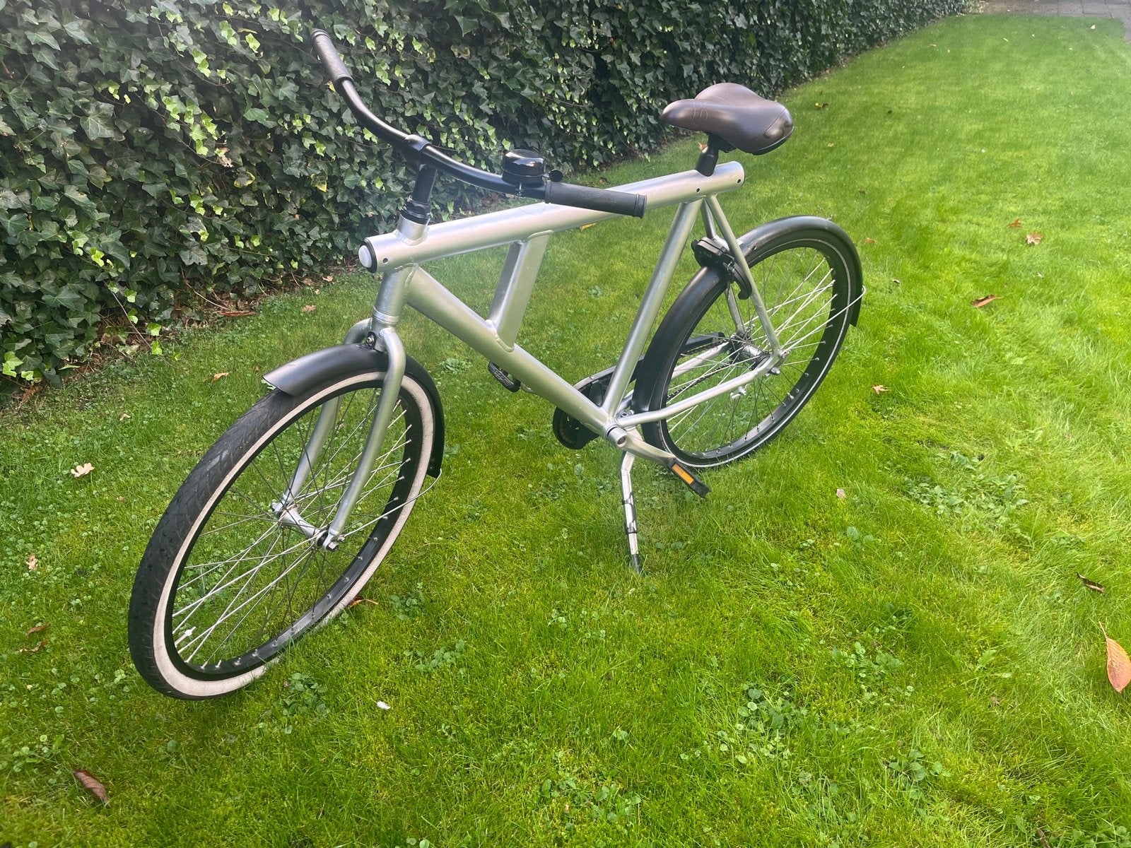 Foto 3 van Niet elektrische Vanmoof model 5 - 26 inch
