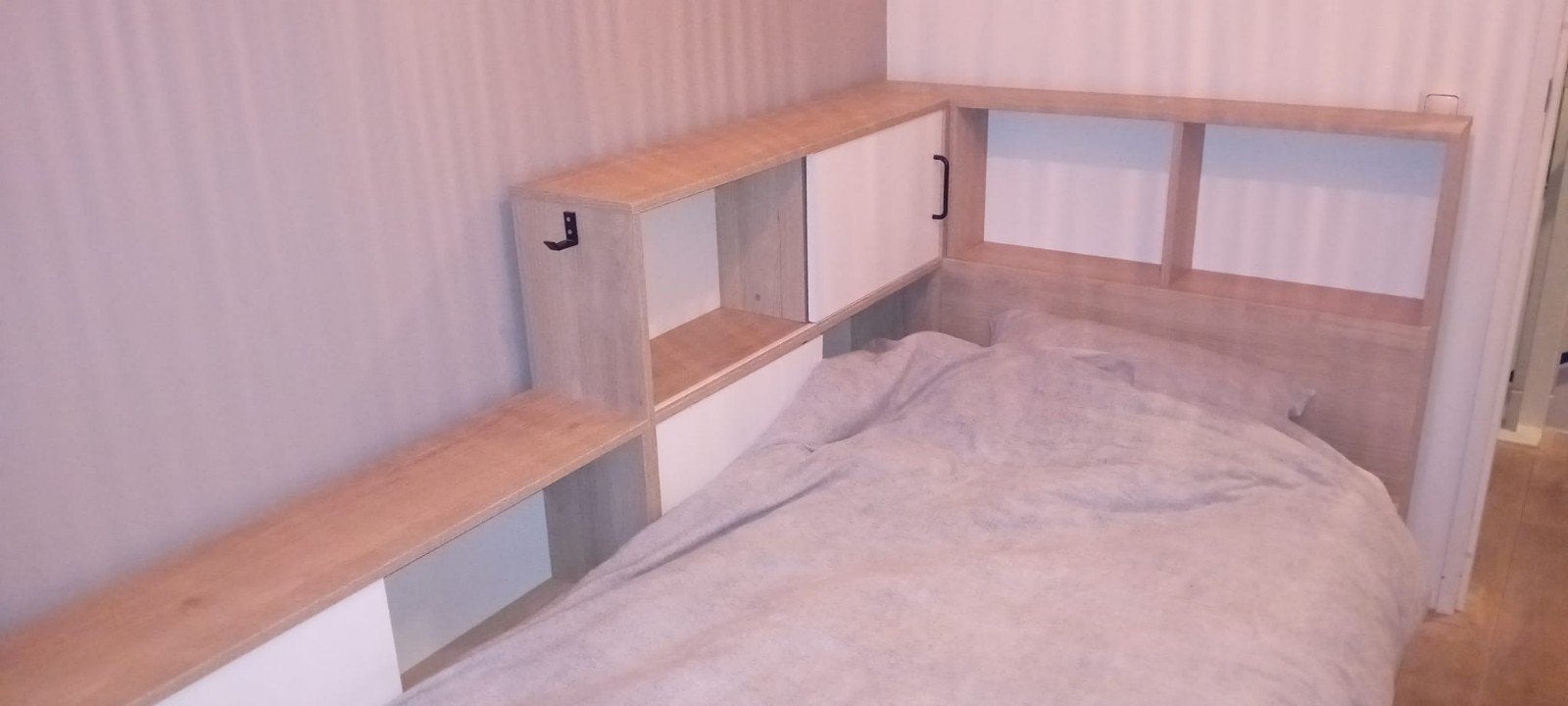 Bed met opbergruimtes, Ophalen, Zo goed als nieuw, Hout