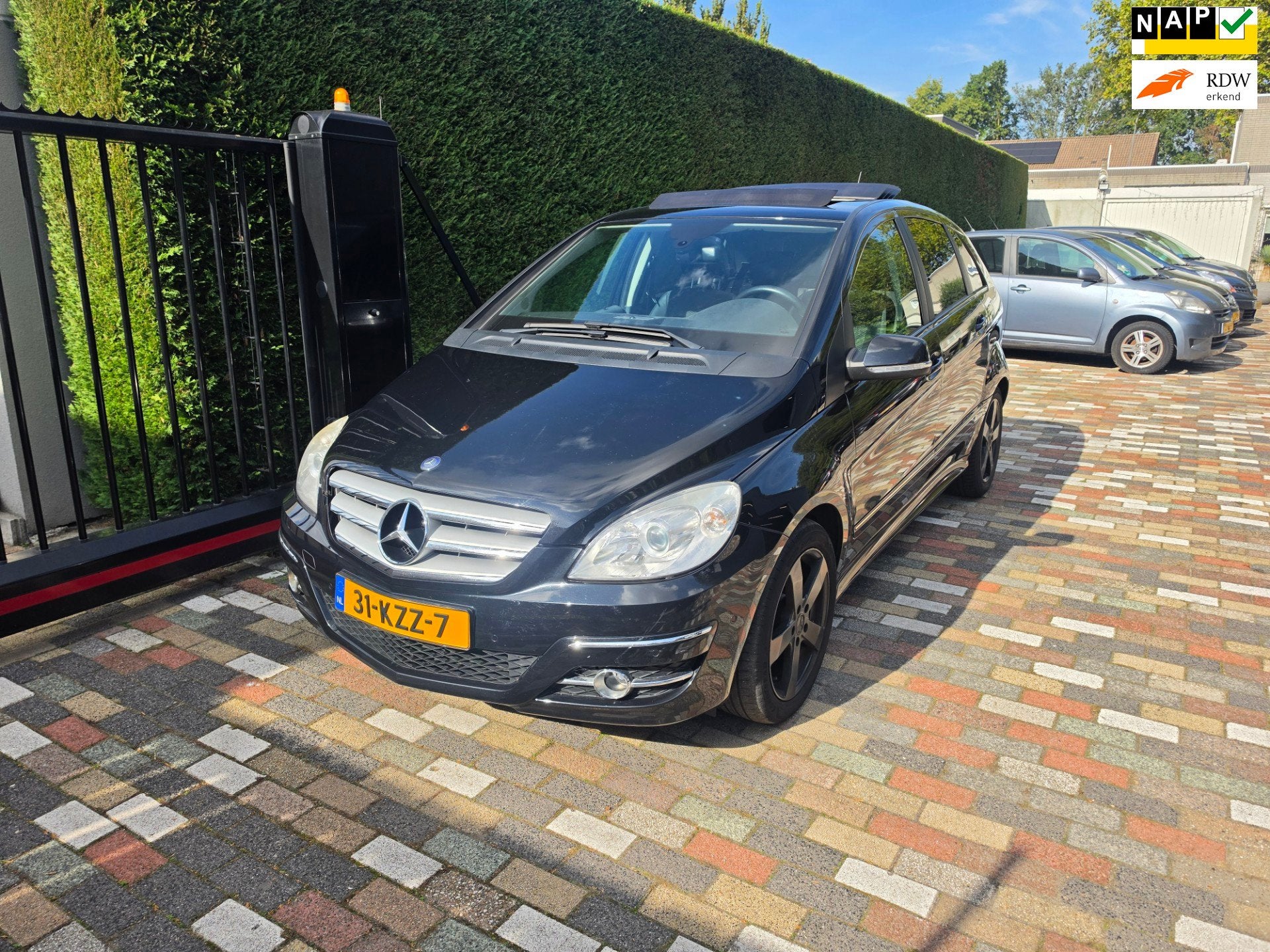 Mercedes-Benz B-klasse 150 Business Class 2010 AUTOMAAT, Auto's, Leder en Stof, Zwart, Bedrijf, 1000 kg