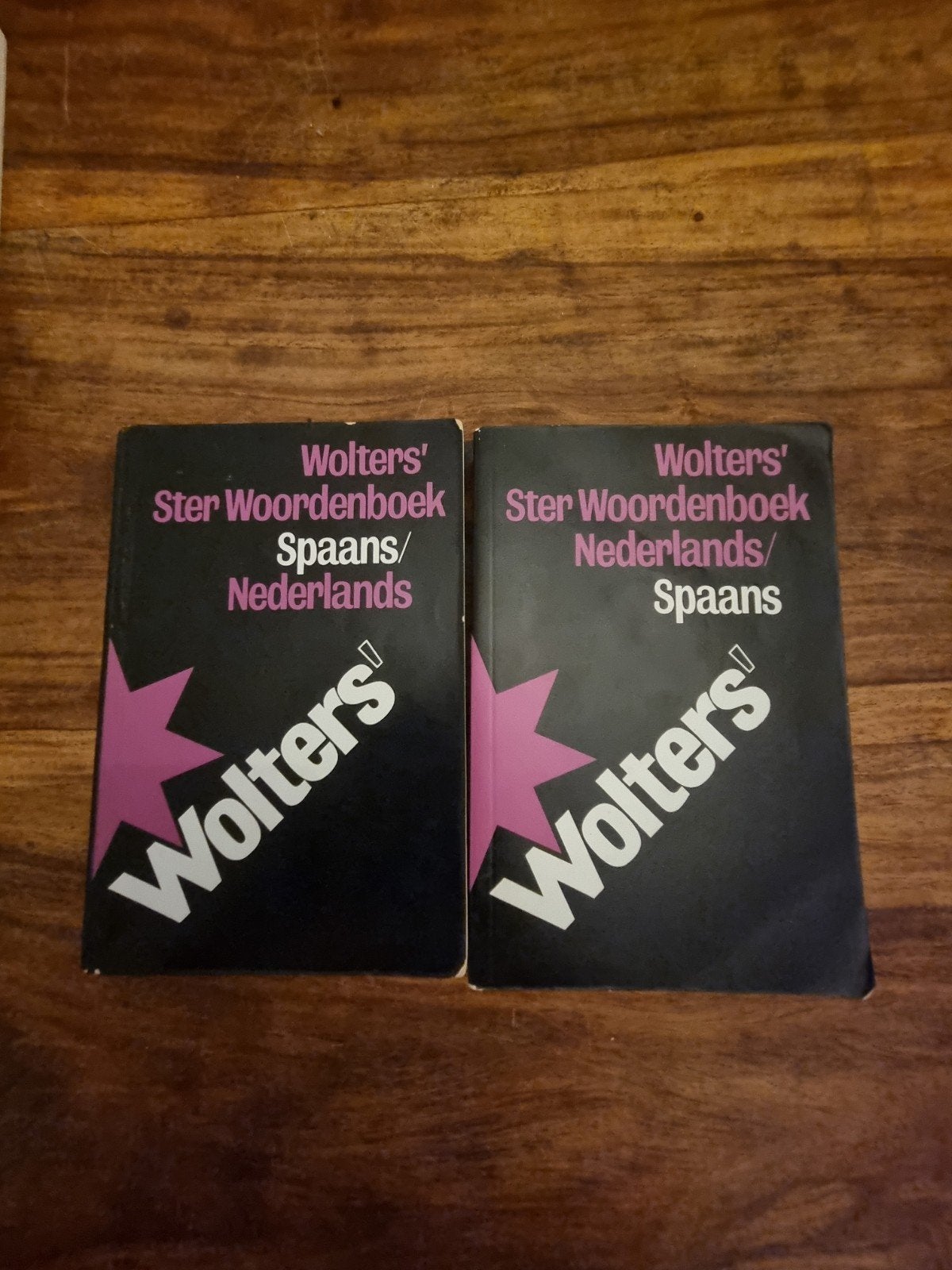 Spaanse woordenboeken, Ophalen of Verzenden, Zo goed als nieuw, Van Dale, Spaans