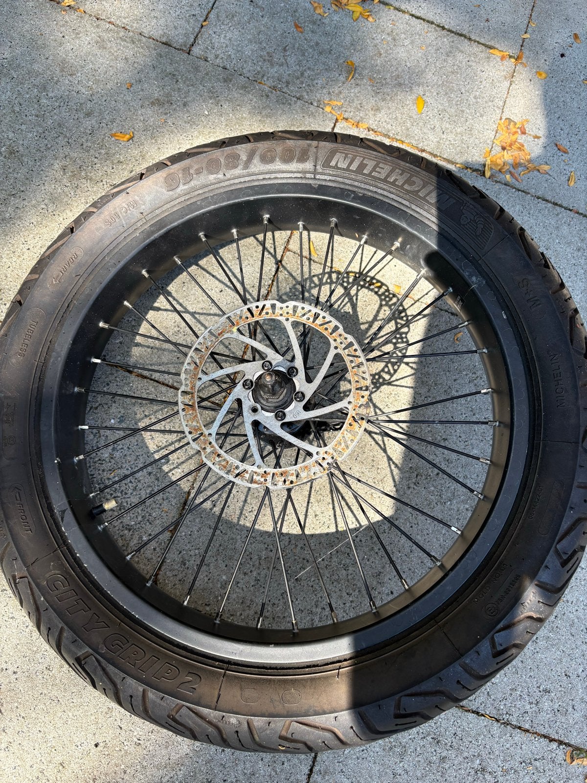 Michelin City Grip 2 Band met Velg - 100/80-16, Ophalen, Gebruikt, Overige merken