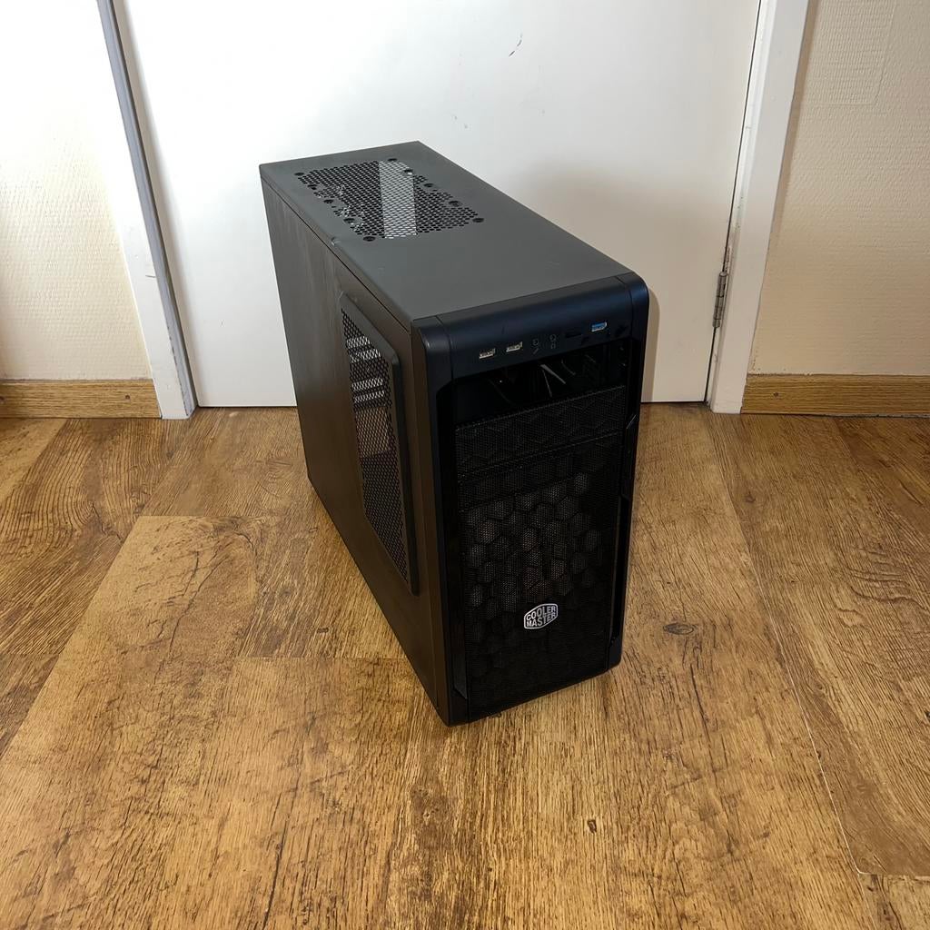 Cooler Master N300 Behuizing, Computers en Software, Computerbehuizingen, Gebruikt, Ophalen of Verzenden
