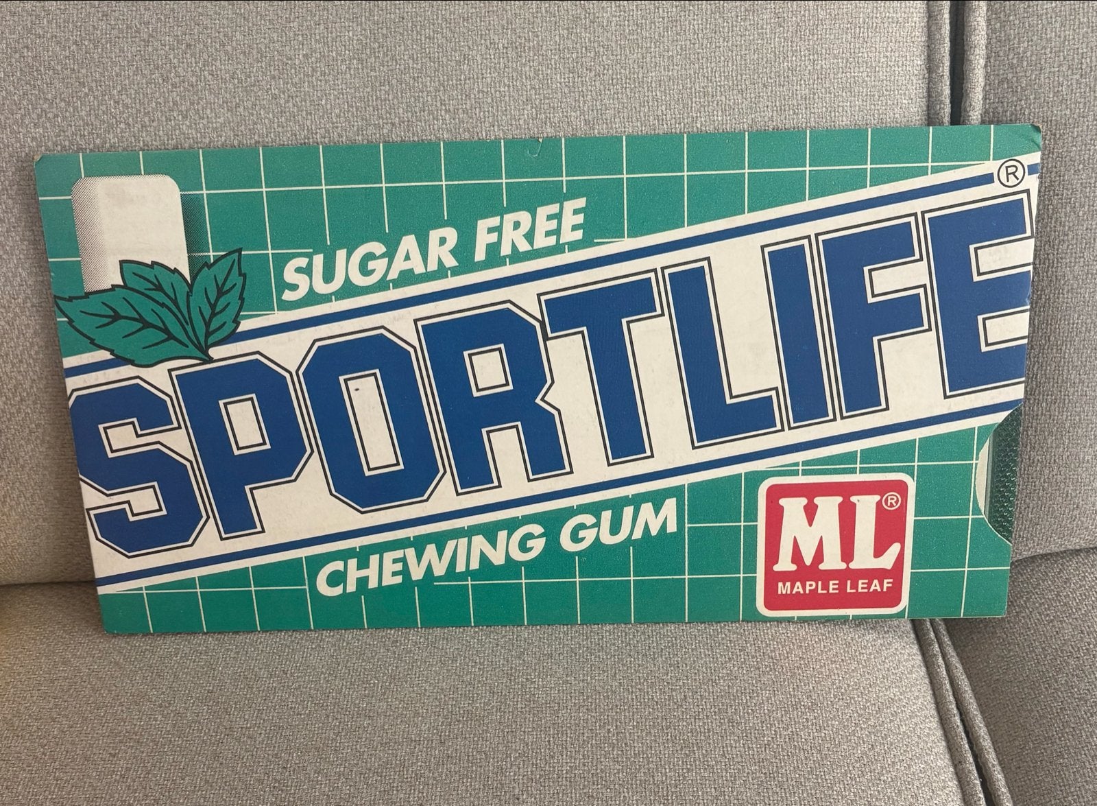 Vintage Sportlife Chewing Gum kartonnen reclamebord, Ophalen of Verzenden, Gebruikt, Reclamebord