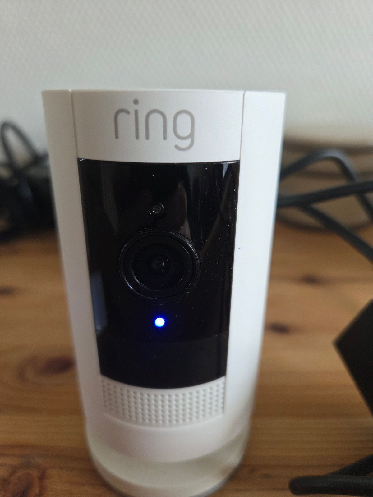Ring Stick Up Cam Battery met extra batterij, Ophalen of Verzenden, Zo goed als nieuw, Binnencamera
