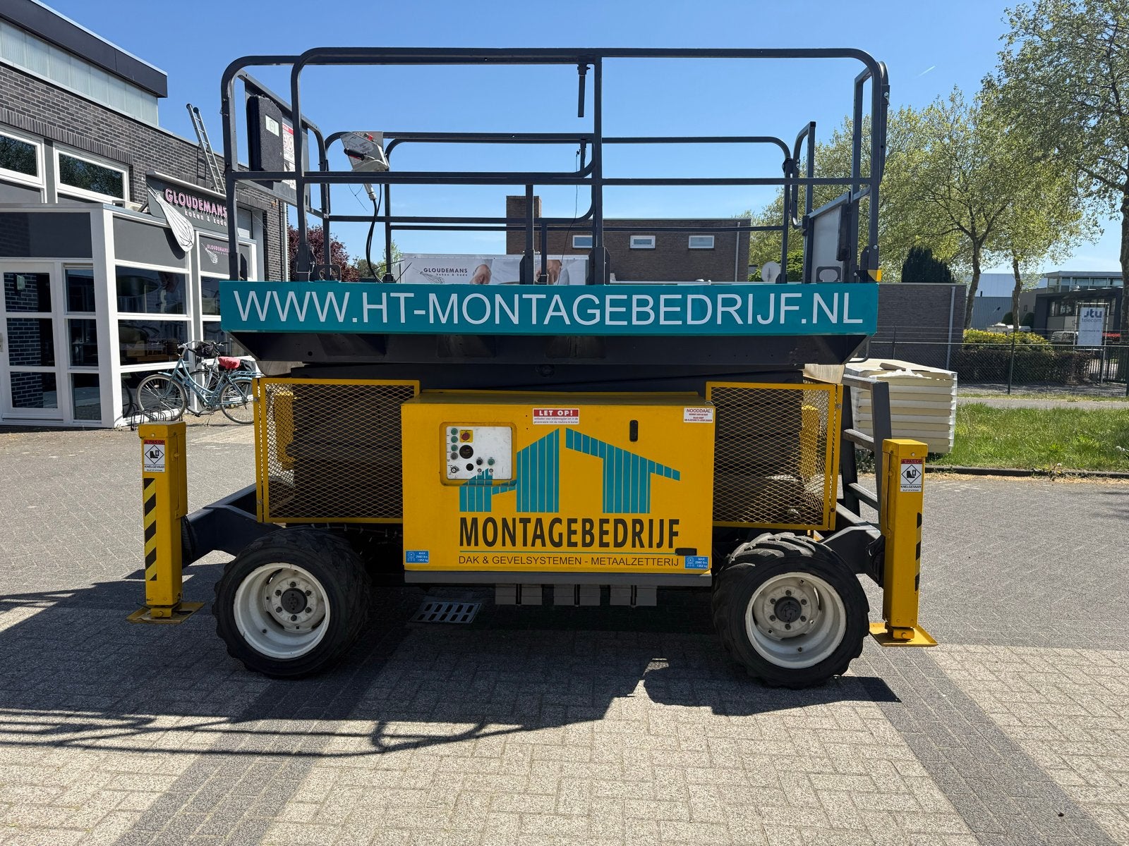 MEC 3772RT Schaarhoogwerker - 13m Werkhoogte, 4x4, Diesel, Ophalen of Verzenden