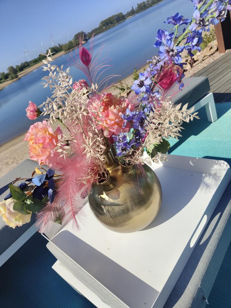 Chique vaas met kunstbloemen, Ophalen of Verzenden, Nieuw, Binnen