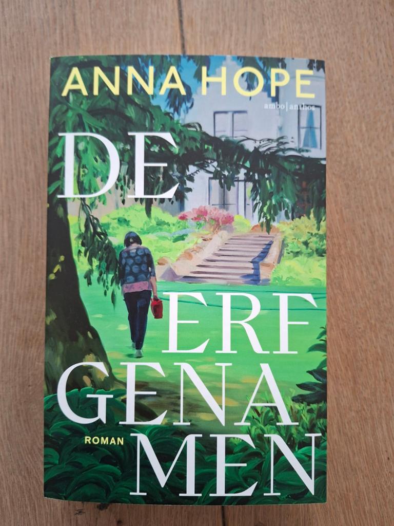 De Erfgenamen - Anna Hope, Boeken, Romans, Zo goed als nieuw, Europa overig, Ophalen of Verzenden
