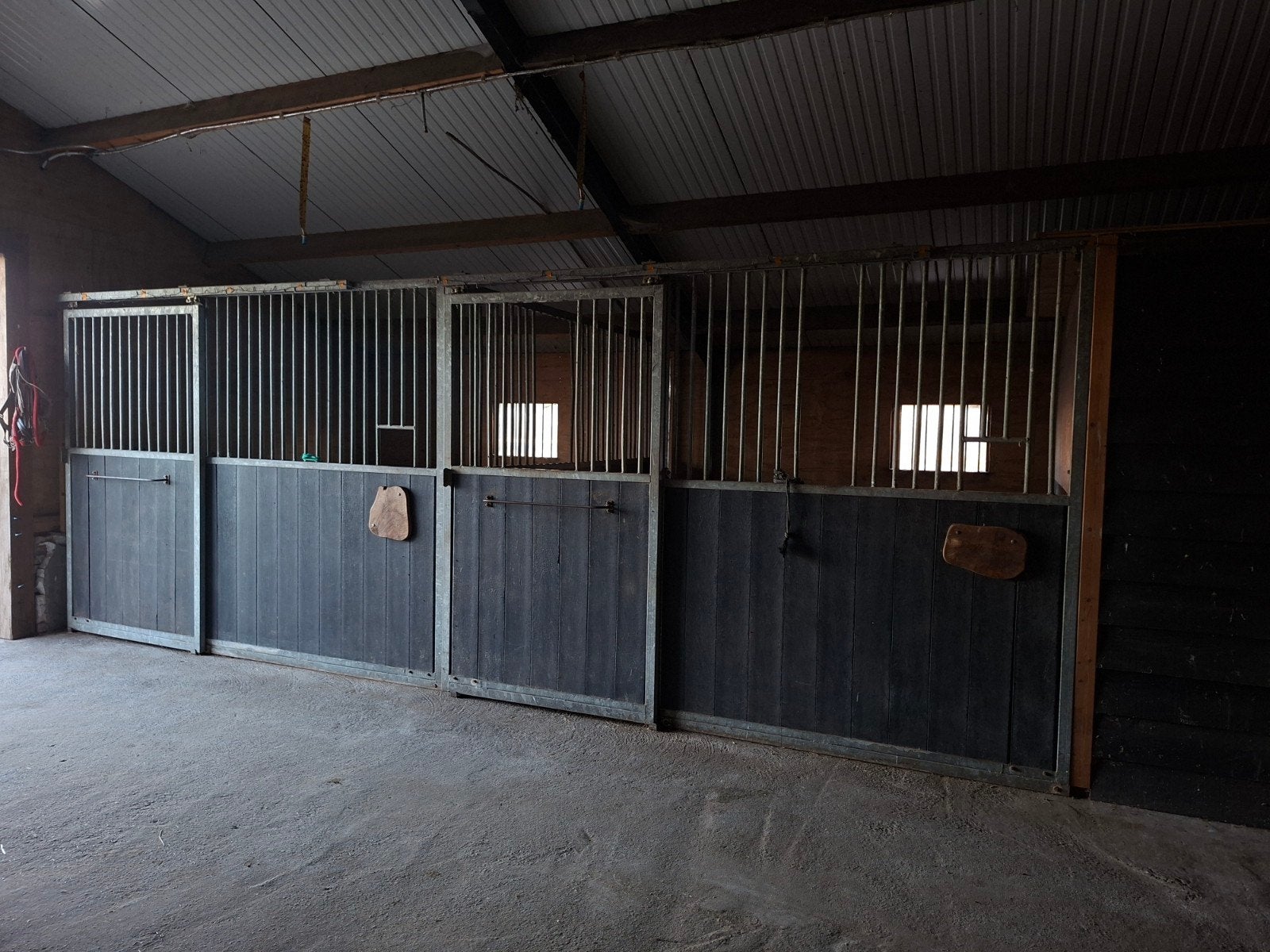 Stalwanden paardenstal wanden
