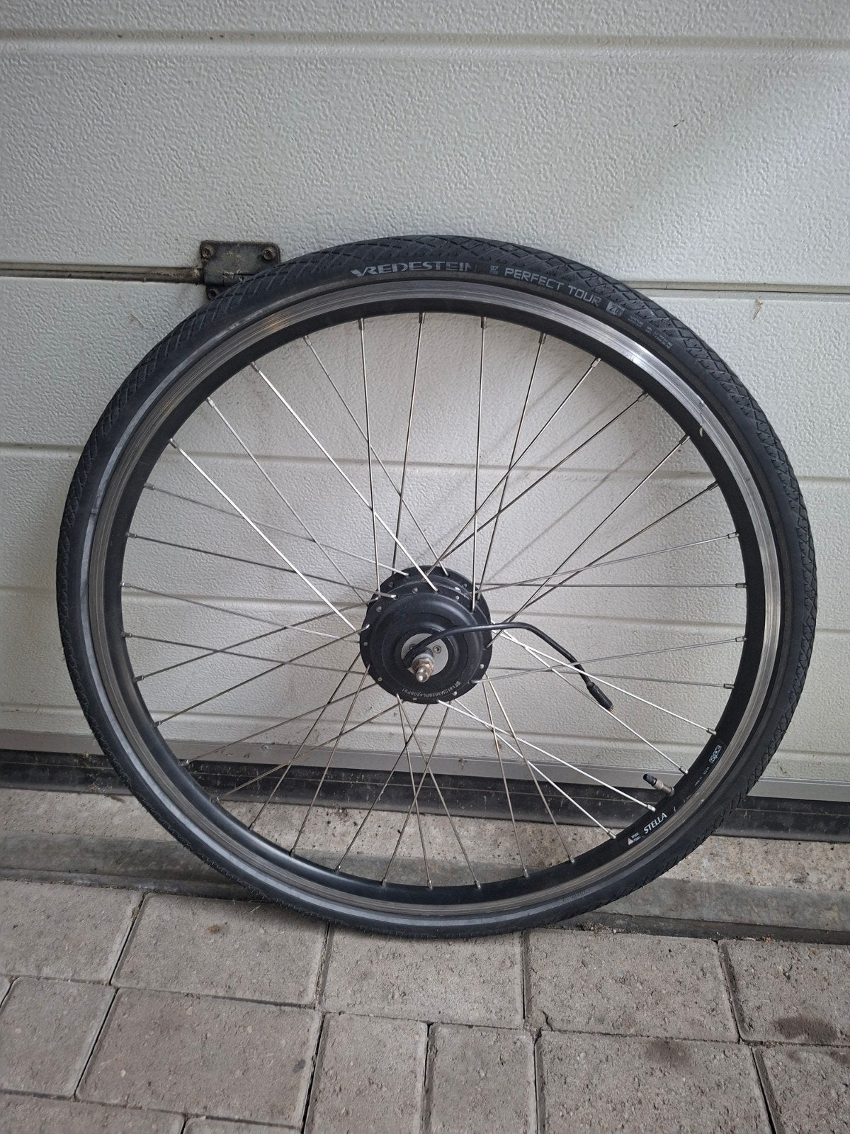 Stella voorwielmotor 9pins, Fietsen en Brommers, Fietsonderdelen, Ophalen