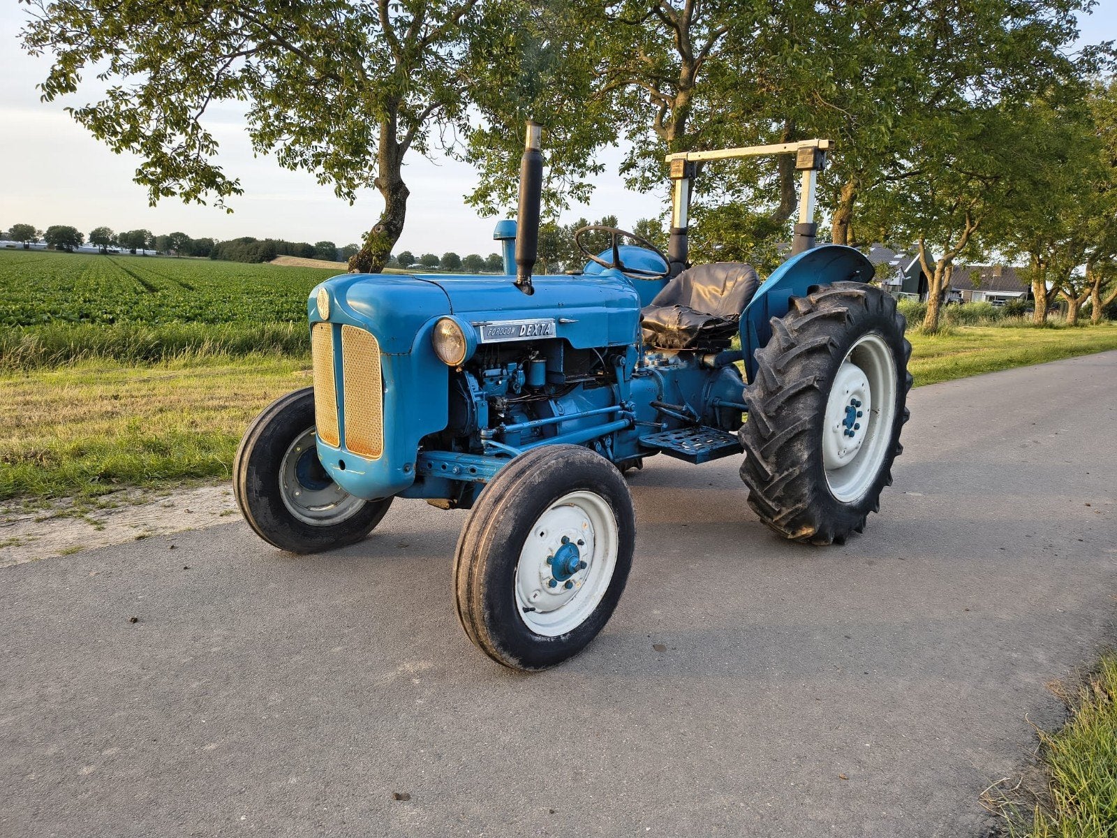 FORD DEXTA FORDSON DEXTA met kenteken in goede staat, Zakelijke goederen, Agrarisch | Tractoren, Ophalen, Gebruikt, Tot 80 Pk