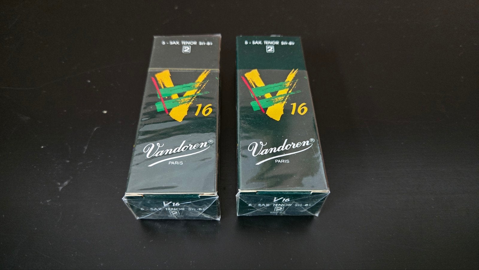 2x Vandoren V16 Tenor Saxofoon Rietjes Maat #2 Nieuw, Ophalen of Verzenden, Nieuw, Houtblazer