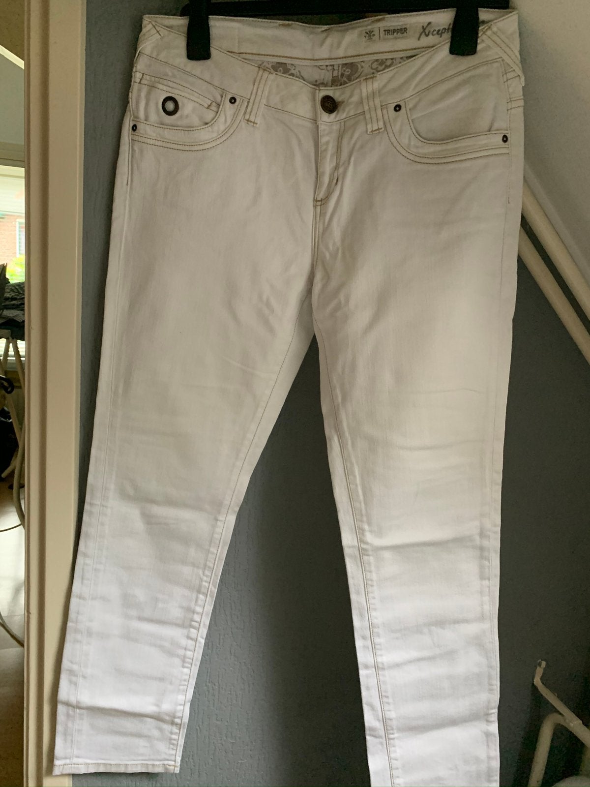 TRIPPER JEANS MAAT 31/30 WIT, Ophalen of Verzenden, Zo goed als nieuw, Wit, W30 - W32 (confectie 38/40)