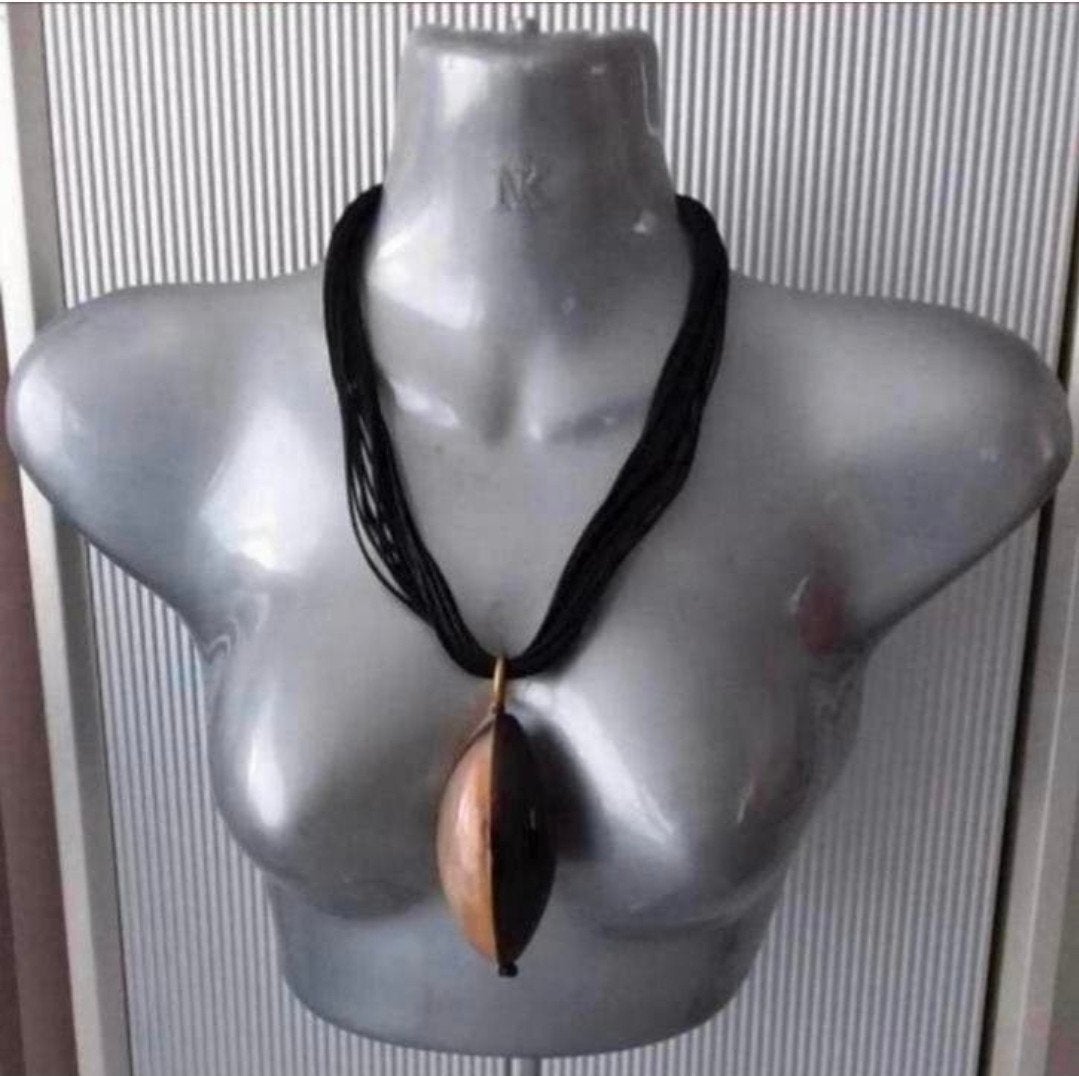 Manouk - koordketting met hanger van hoorn. 3=2 actie!, Verstelbaar, Verzenden, Zwart, Nieuw