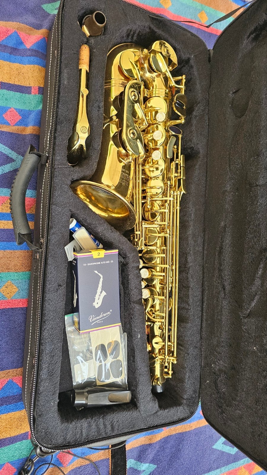 Roy Benson Altsaxofoon met koffer en accessoires, Muziek en Instrumenten, Ophalen of Verzenden, Zo goed als nieuw, Alt, Met koffer