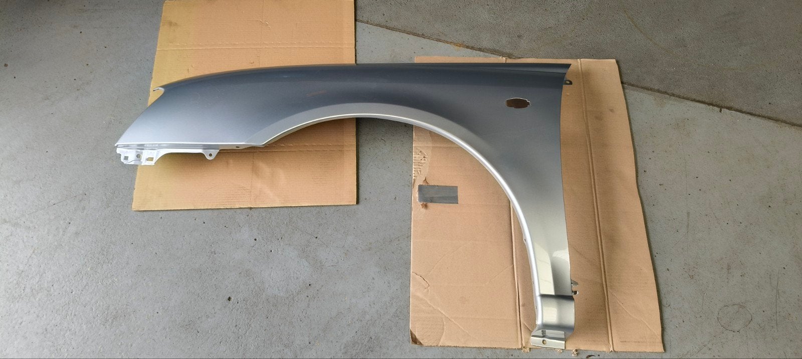 Subaru Impreza GG wagon spatbord links voor 2002-2007, Voor, Nieuw, Spatbord, Ophalen