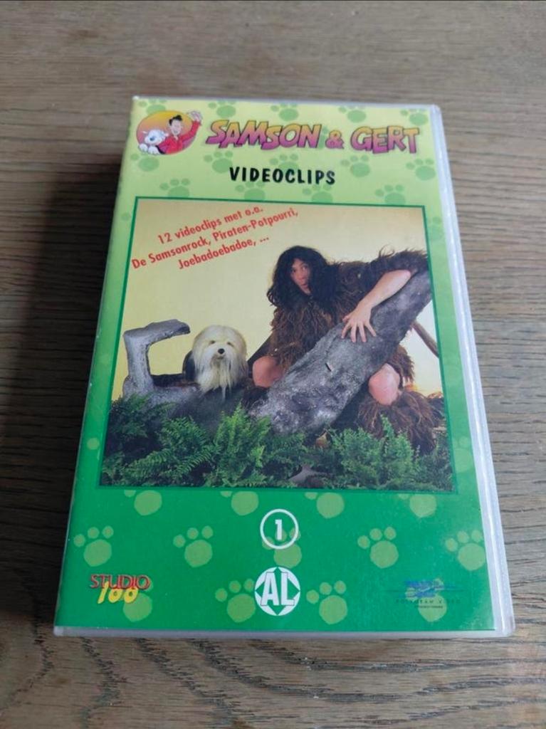 Samson & Gert videoclips videoband. Studio 100., Cd's en Dvd's, VHS | Kinderen en Jeugd, Gebruikt, Kinderprogramma's en -films