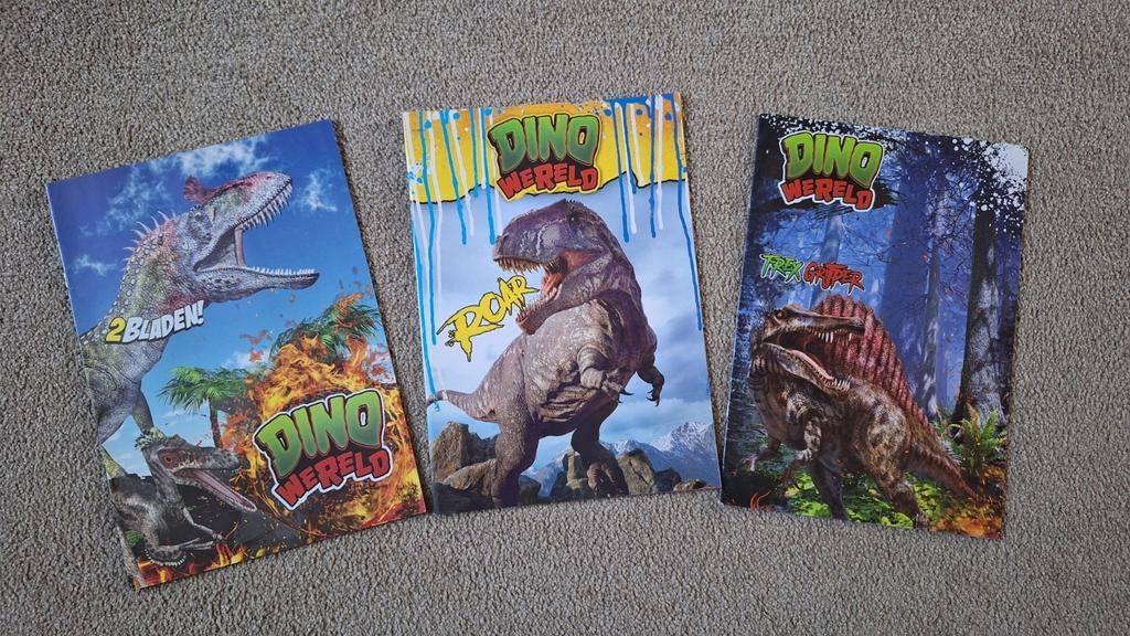 Dinowereld tijdschriften 3x, Ophalen of Verzenden, Gelezen