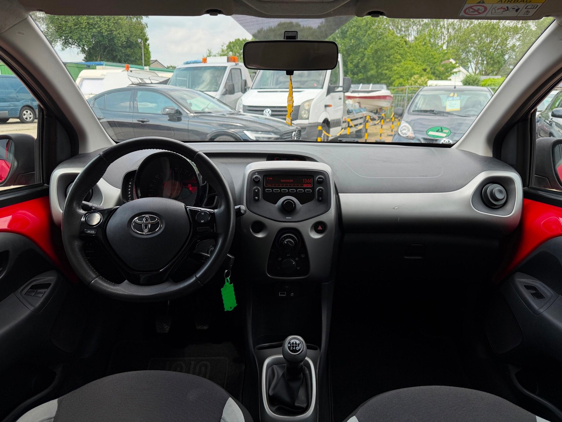 Toyota Aygo 1.0 VVT-i | E-Pakket | Bluetooth | 5 Deurs |, Voorwielaandrijving, Euro 5, Gebruikt, 4 stoelen