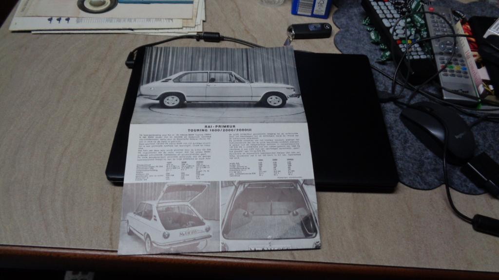 Folder  BMW 1600/2000/2000tii/2002 Cabriolet , RAI - PRIMEUR, Verzenden, Gelezen, BMW