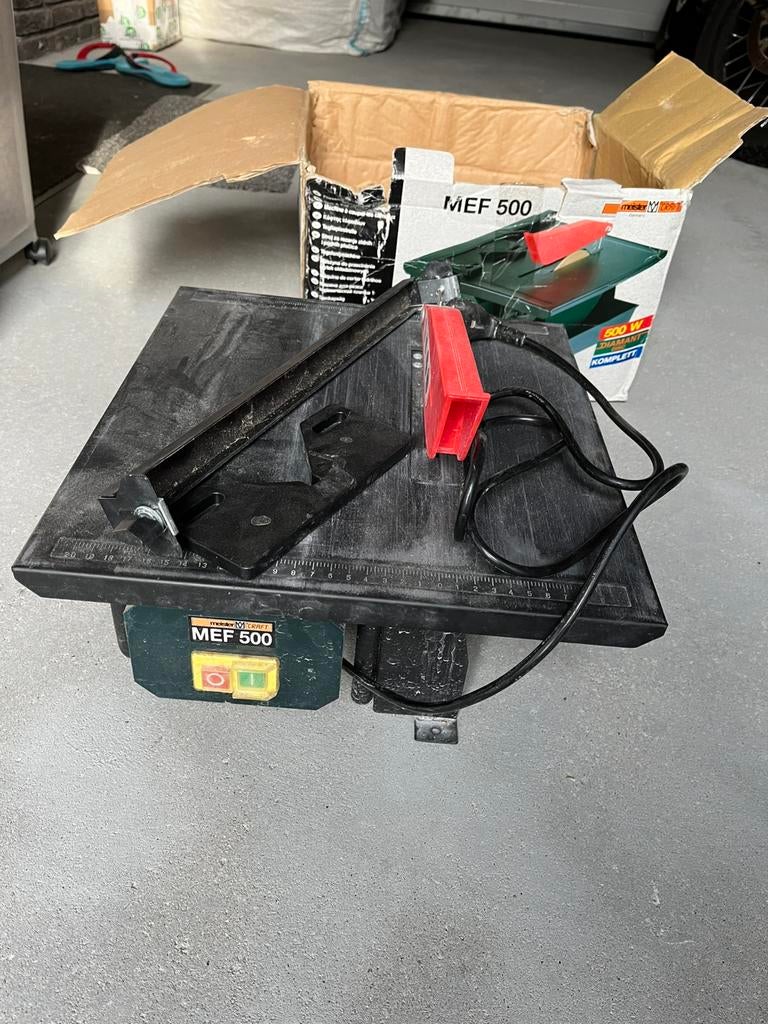 Tegelzaagmachine / zaagtafel / tegelsnijder, Ophalen, Cirkelzaag, Zo goed als nieuw, 30 tot 70 mm