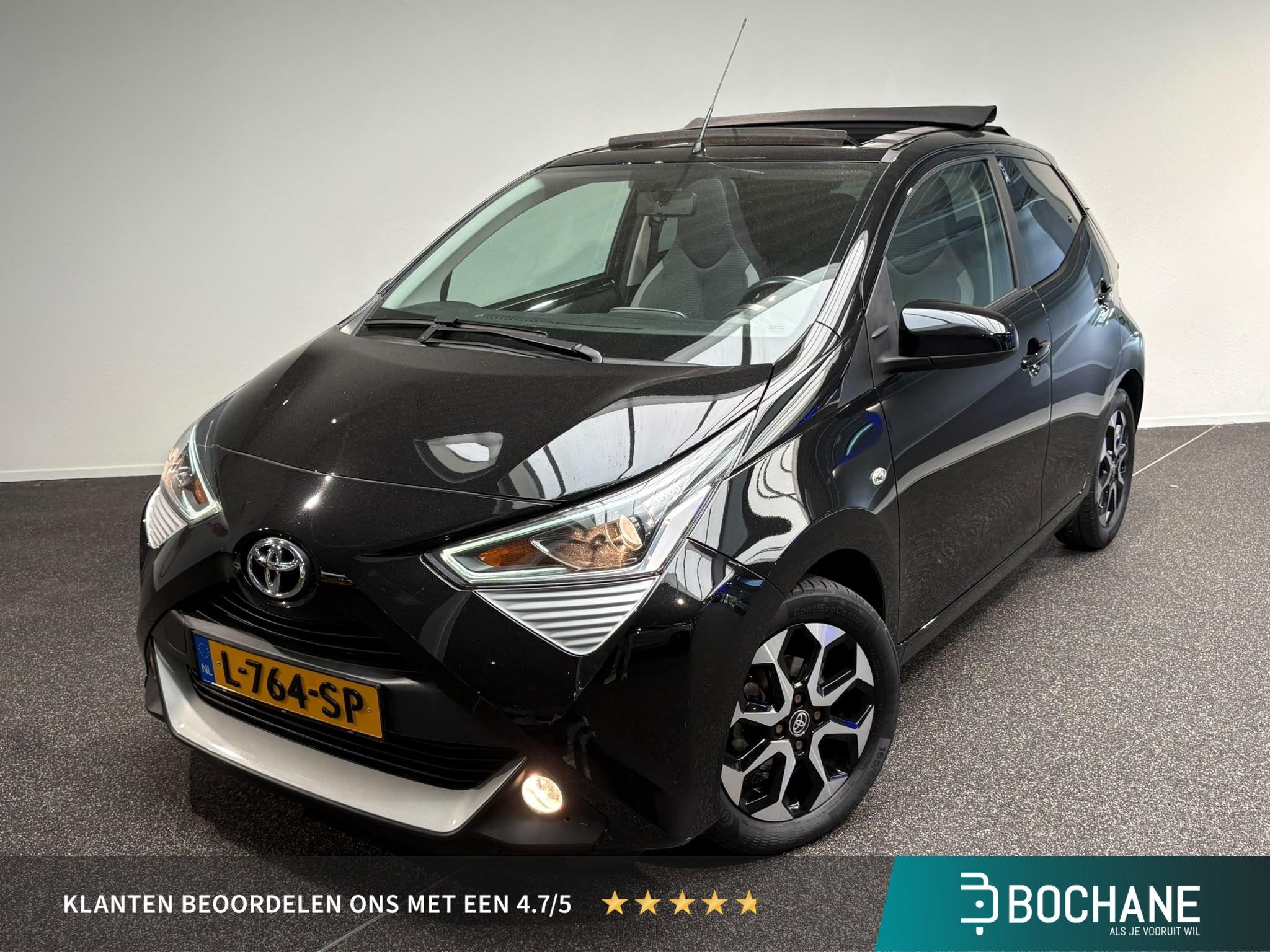 Toyota Aygo 1.0 VVT-i x-joy cabrio | Cabrio | Camera | Cruis, Auto's, Voorwielaandrijving, Stof, Gebruikt, Met garantie (alle)