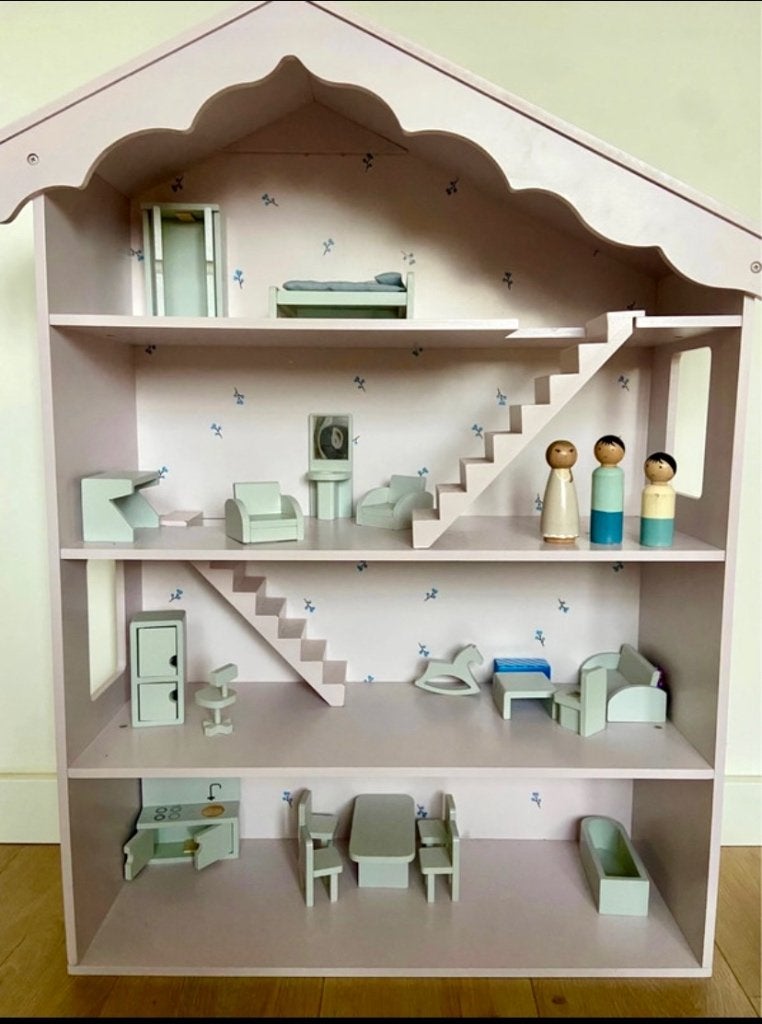 Petit Amelie Poppenhuis met meubels, Ophalen, Zo goed als nieuw, Poppenhuis