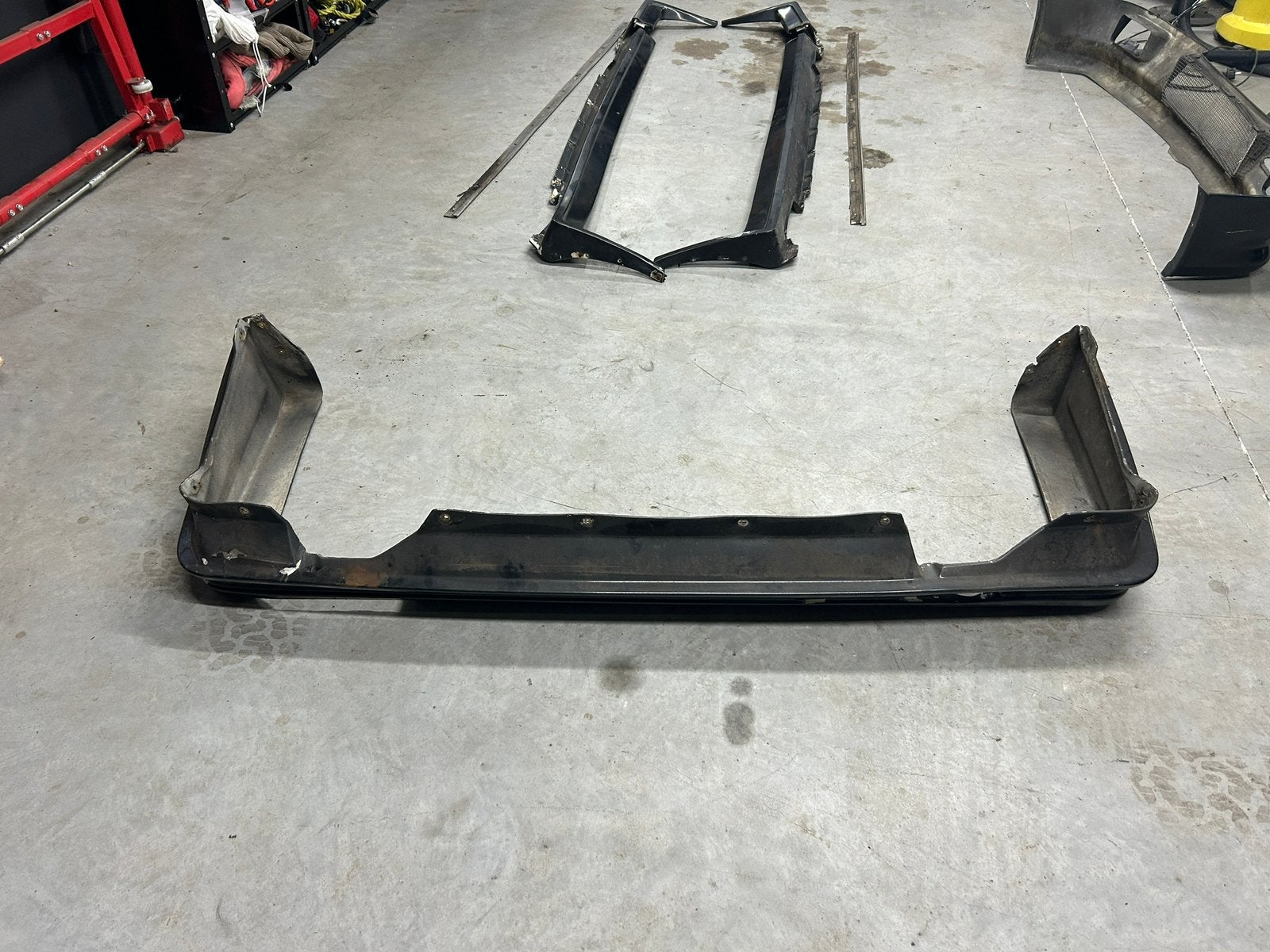 BMW E30 M-Tech 2 Style achtige Achterbumper Type 1, Ophalen, Gebruikt, BMW