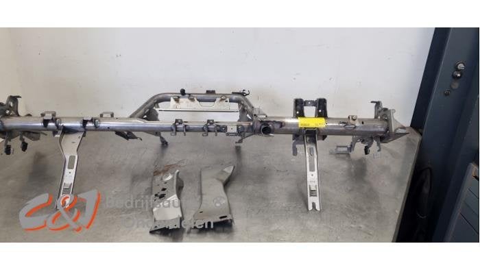 Dashboard Balk van een Renault Trafic, Gebruikt, -, Renault, -