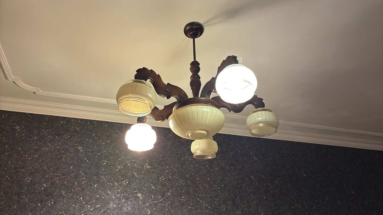 Antieke houten kroonluchter met 5 lampen, Ophalen