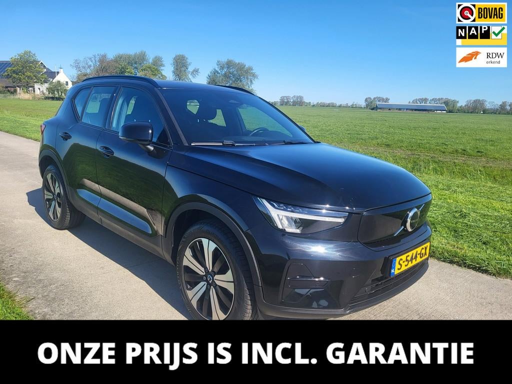Volvo XC40 Recharge Core 70 kWh 2023 SOH 92,95%, Auto's, Stof, Zwart, Lichtsensor, Zwart