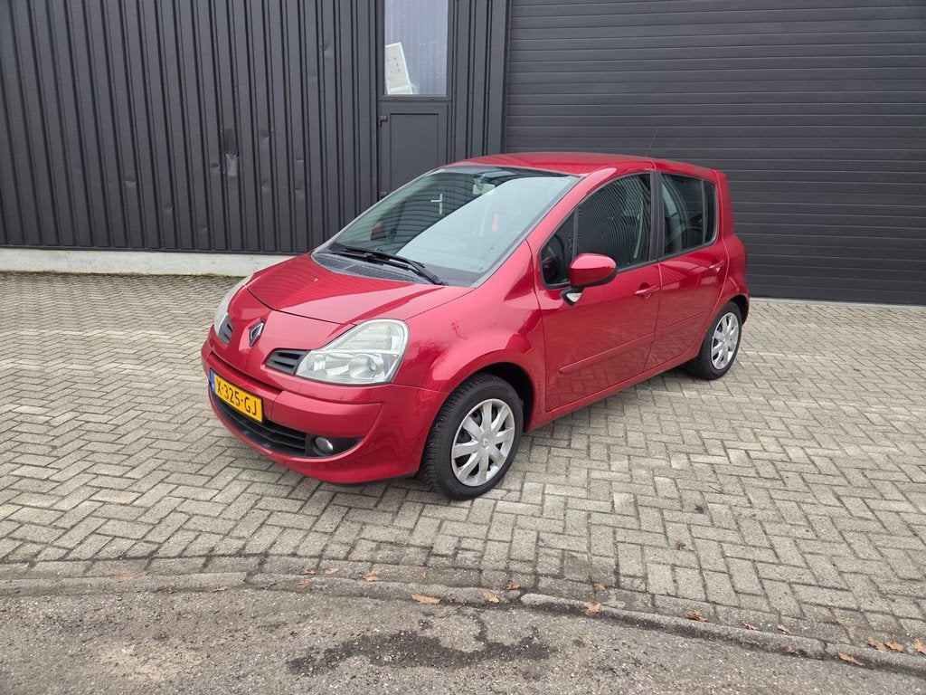 Renault Modus 1.2 TCE Dynamique Mooie Auto, Auto's, Renault, Voorwielaandrijving, Euro 5, Stof, Gebruikt
