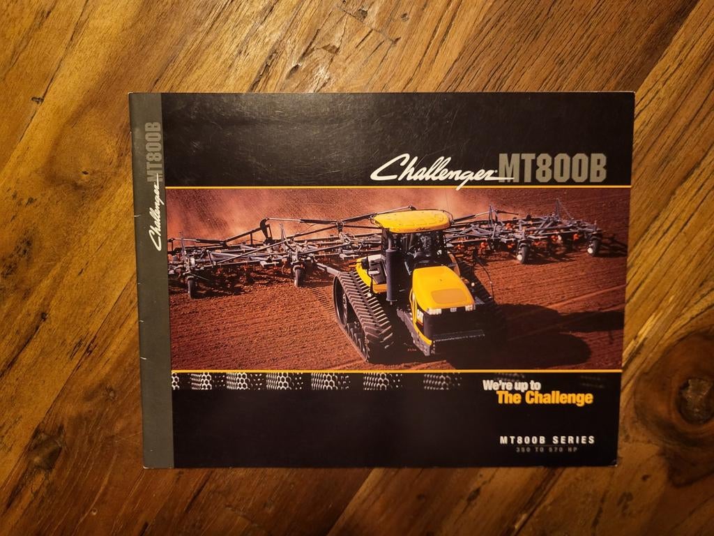 tractor folder Challenger MT800B, Ophalen of Verzenden, Zo goed als nieuw