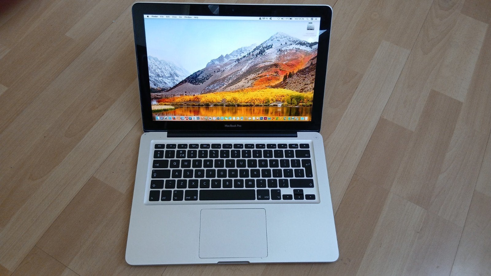 Macbook pro 2010 2.4 ghz 4 gig ram 120g ssd, Ophalen of Verzenden, 13 inch, MacBook Pro, 2 tot 3 Ghz