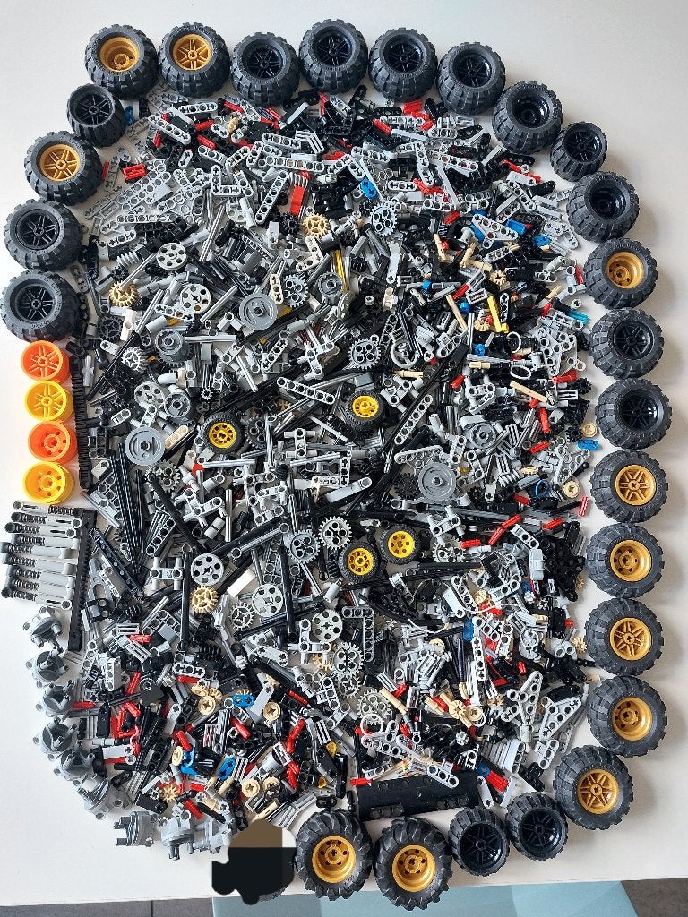 restant technic Lego onderdelen met veel wielen, Lego, Ophalen of Verzenden, Zo goed als nieuw, Technic