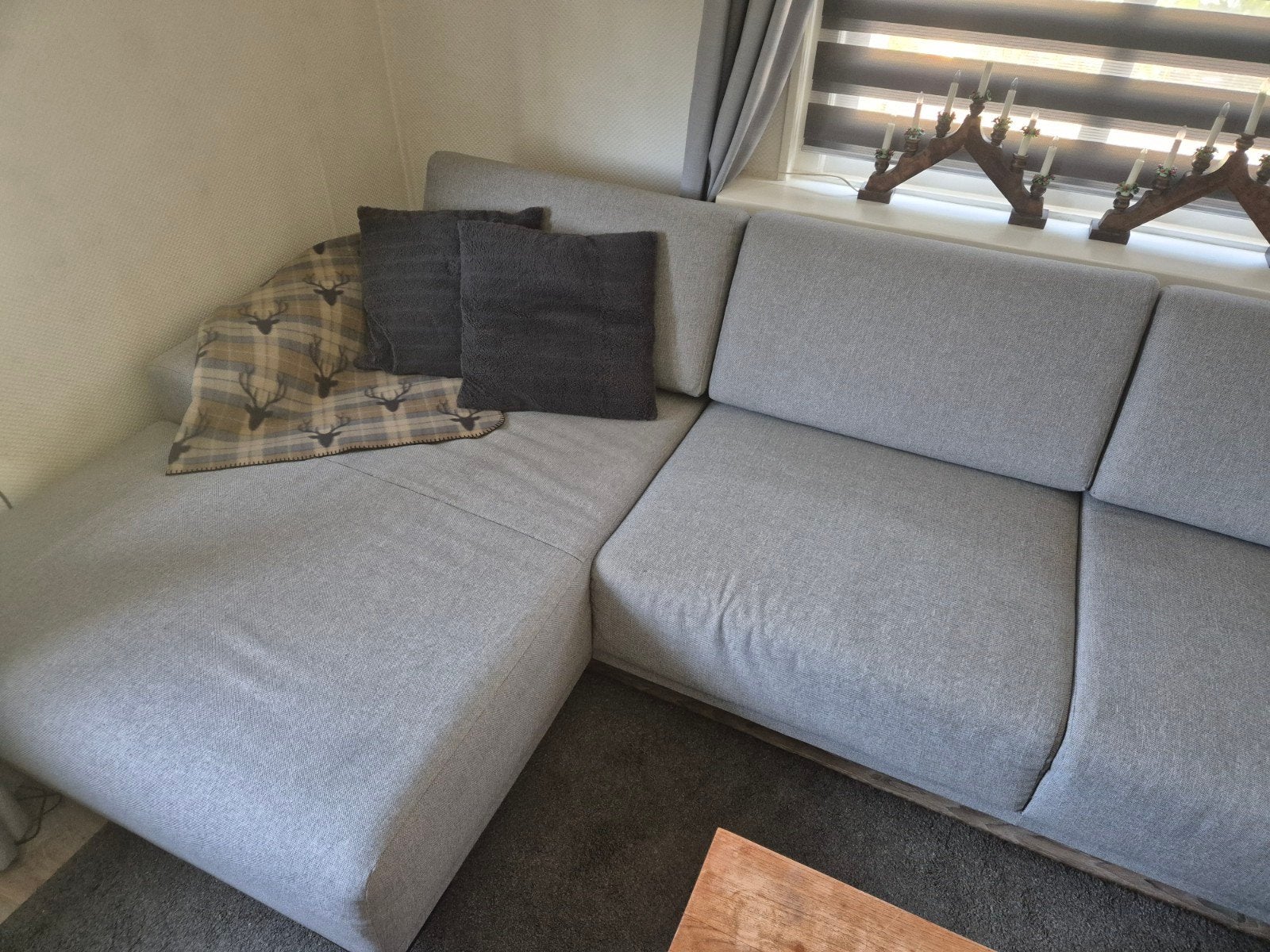 Licht grijze loungebank, Ophalen, Zo goed als nieuw, Stof, Modern, industrieel, landelijk