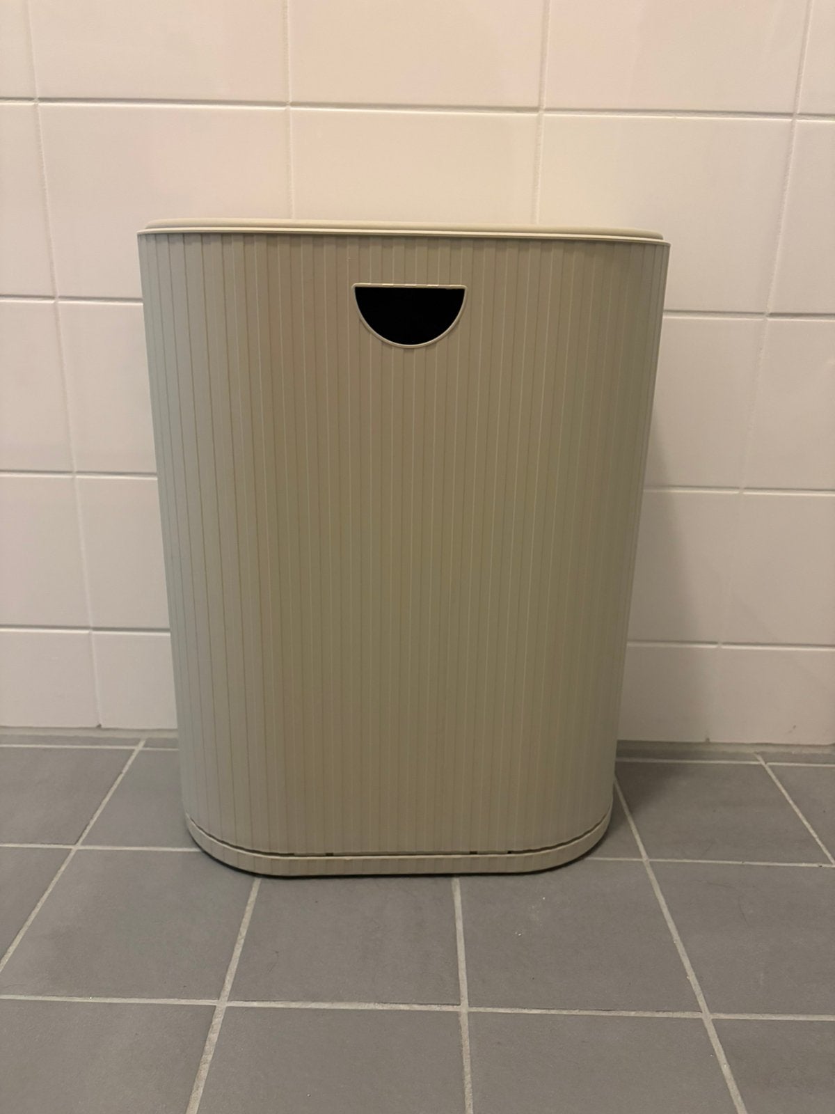Te koop prullenbakken, 40 liter of meer, Ophalen, Zo goed als nieuw, Kunststof