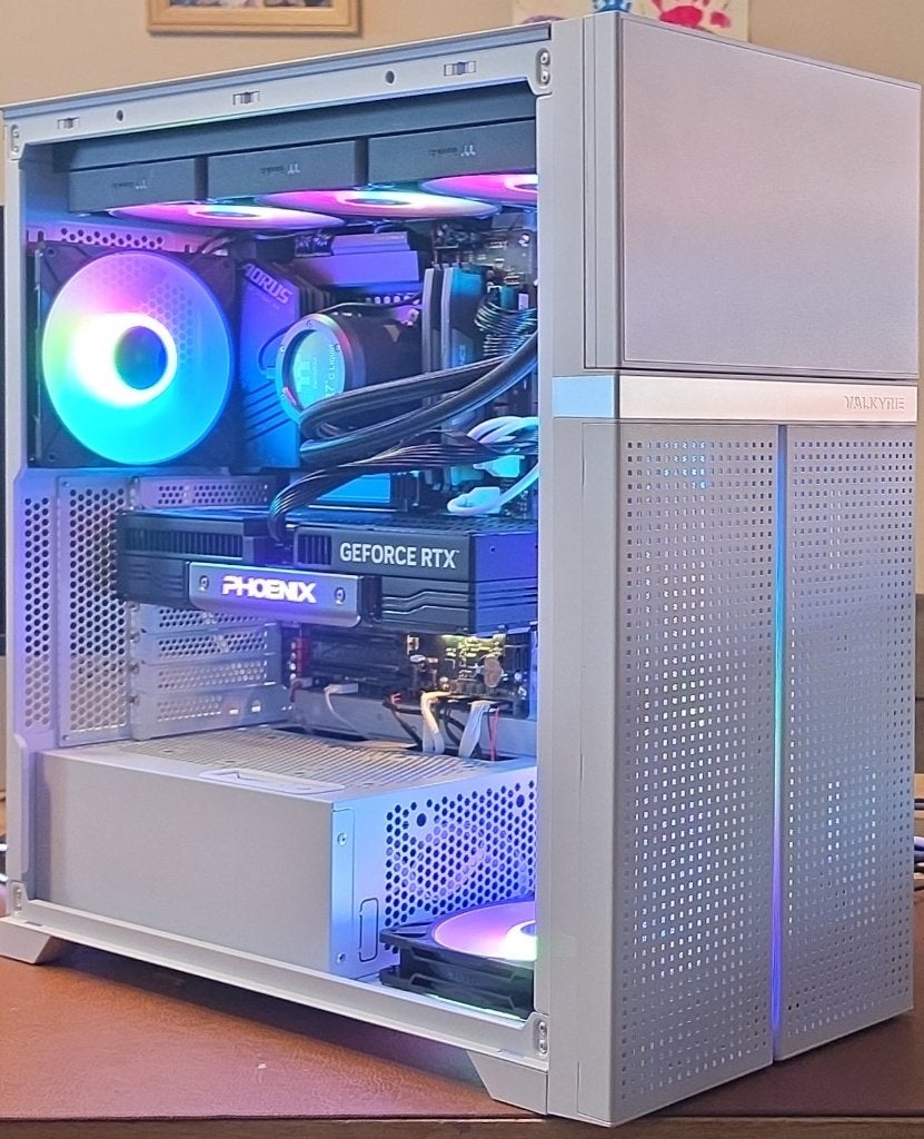 MULTIMEDIA & GAMEPC i9 13900K/2TBM.2/64GBDDR5/RTX5080 16G, 64 GB of meer, Ophalen of Verzenden, Zo goed als nieuw, 2 TB