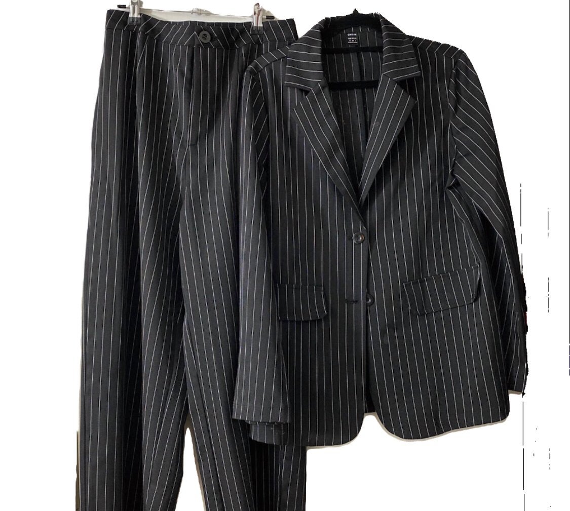 SHEIN zwart krijtstreep damespak blazer & pantalon maat 38, Maat 38/40 (M), Kostuum of Pak, Zwart, Nieuw