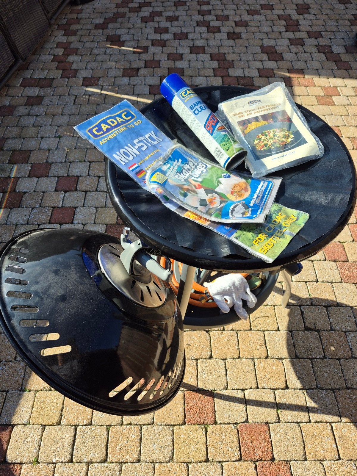 Cadac Skottelbraai met 4 platen en opbergkasten, z.g.a.n., Tuin en Terras, Ophalen of Verzenden, Zo goed als nieuw, Cadac