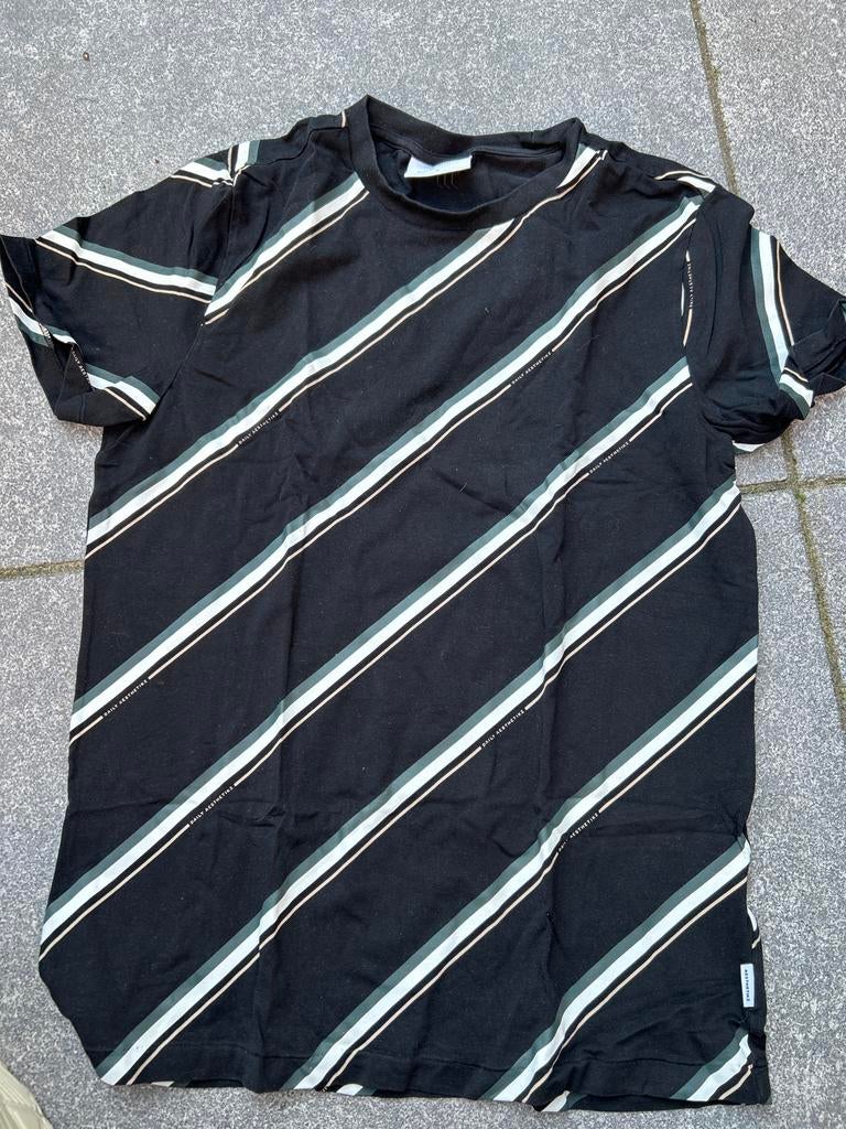Daily Aesthetikz shirt maat m, Kleding | Heren, T-shirts, Ophalen of Verzenden, Gedragen, Maat 48/50 (M), Zwart