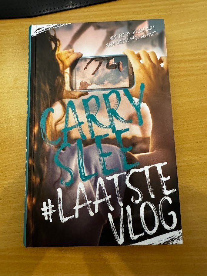 Laatste vlog carry slee, Ophalen of Verzenden, Zo goed als nieuw