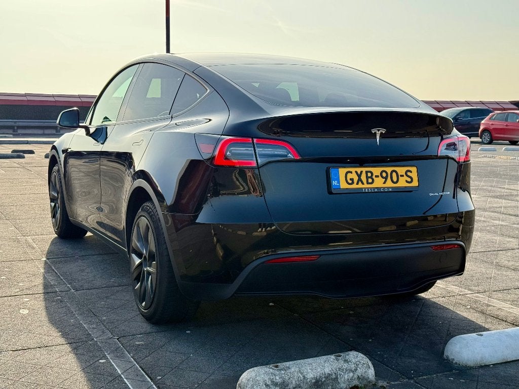 Tesla Model Y Long Range AWD | HW4 | Solid Black, Automaat, Lichtsensor, Zwart, Origineel Nederlands