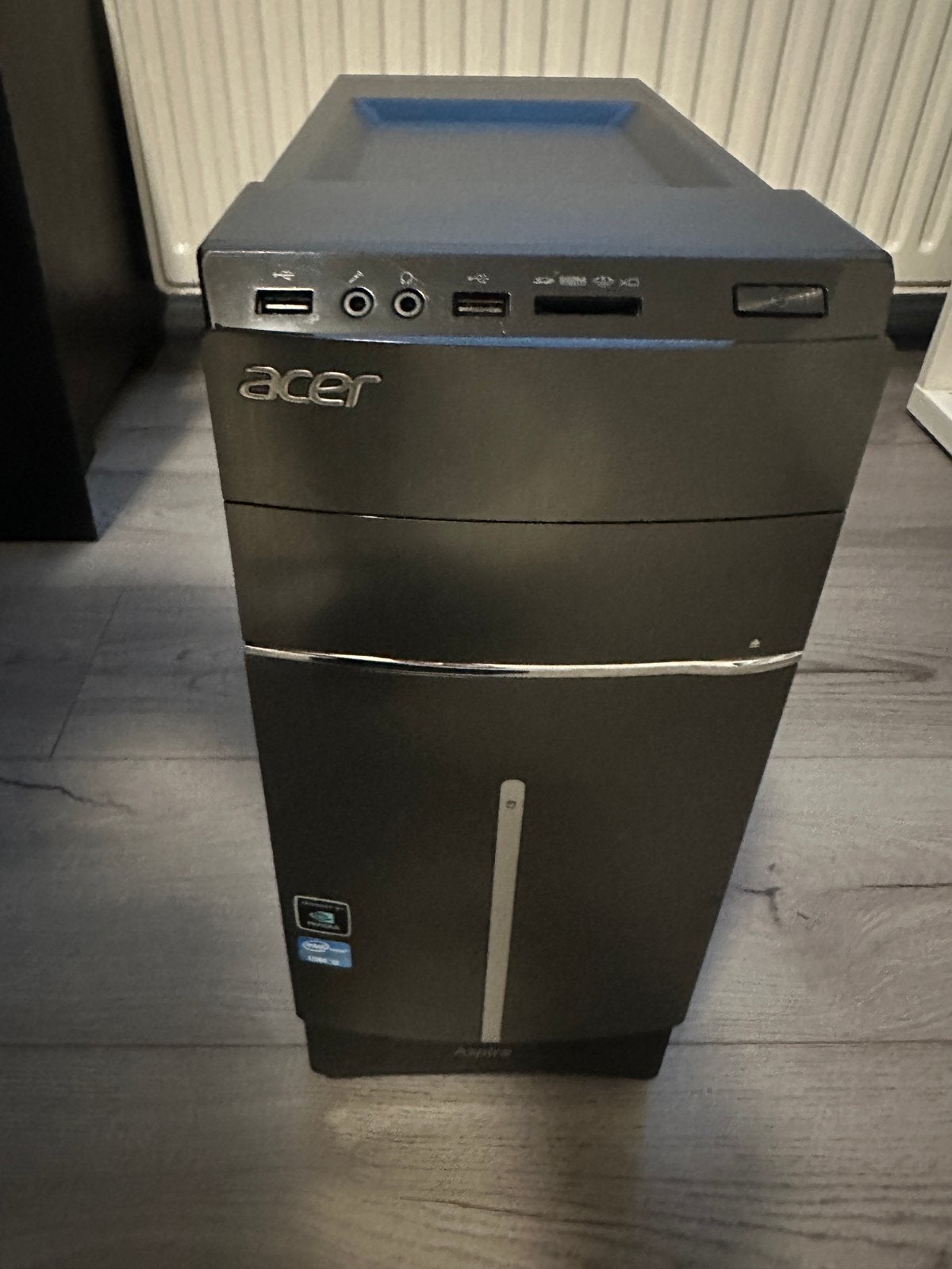 Acer Aspire desktop i5 gt620 2gb (geen opslag!), Ophalen, Gebruikt, 8 GB, Met videokaart